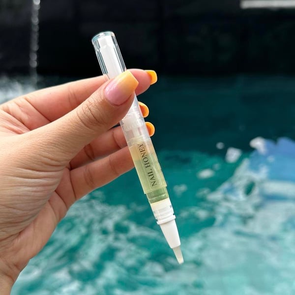 【Έκπτωση περιορισμένης διάρκειας: Αγοράστε 1, πάρτε 2 δωρεάν】KeraStrong - Το ελιξίριο αναδόμησης νυχιών - 50% έκπτωση