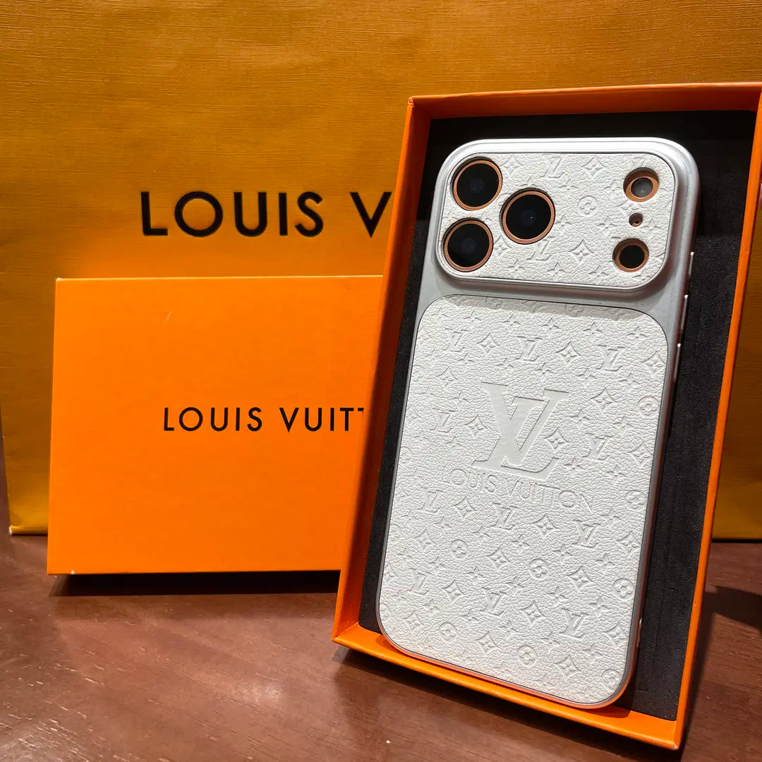 Πολυτελής δερμάτινη θήκη iPhone LV